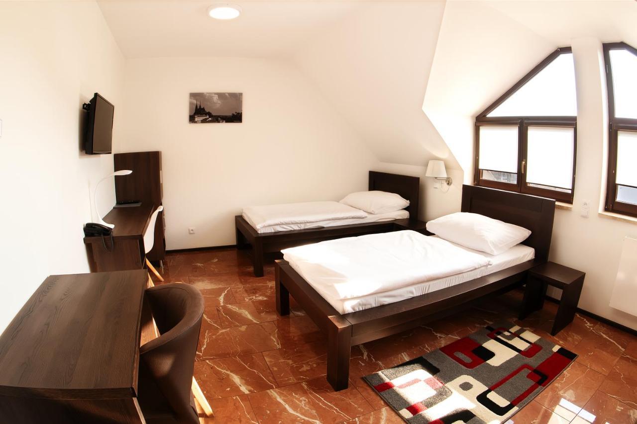 Hotel Slunecni Dvur Brünn  Kültér fotó