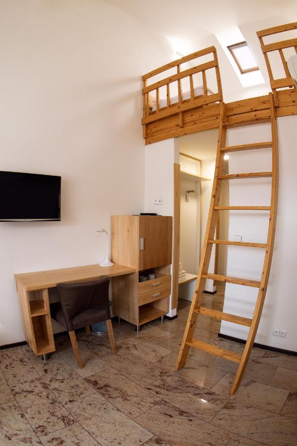 Hotel Slunecni Dvur Brünn  Kültér fotó