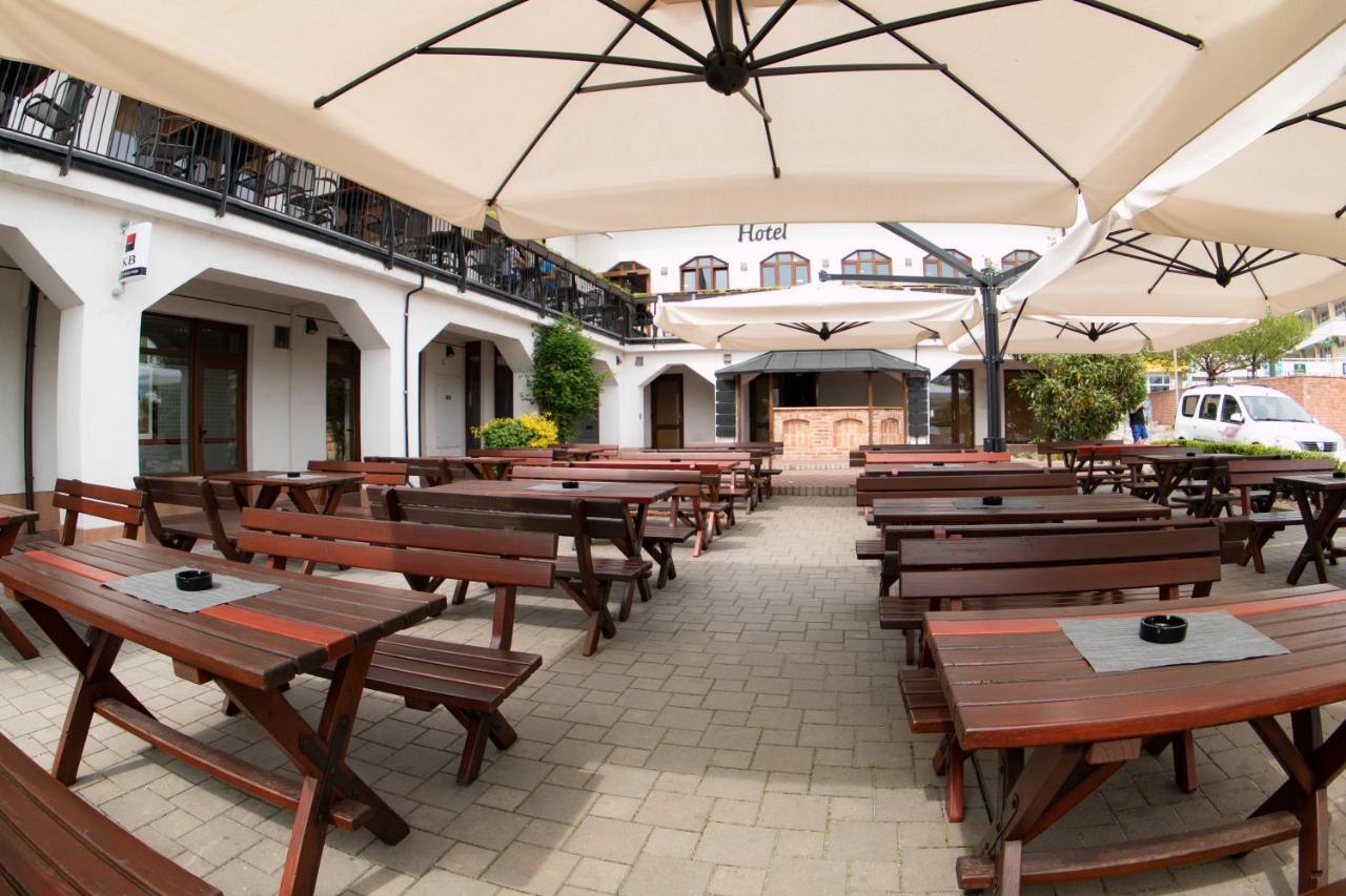 Hotel Slunecni Dvur Brünn  Kültér fotó